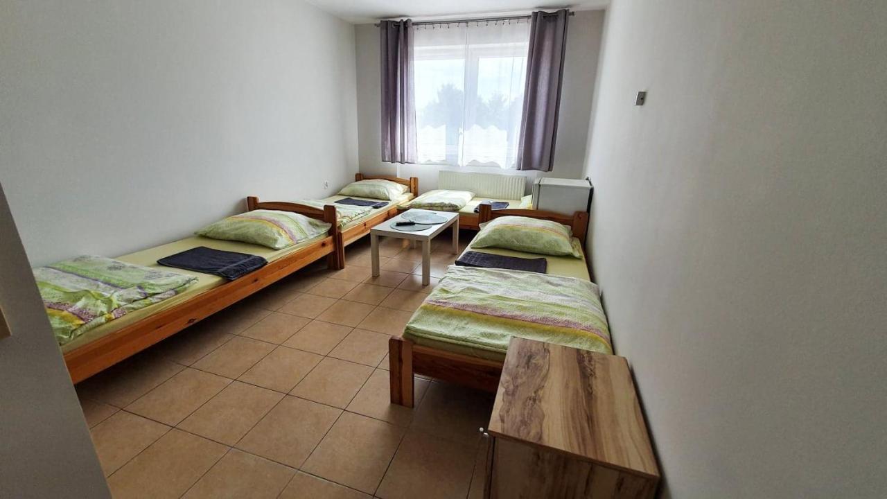 Pensjonat Dobranocka Wrocław Buitenkant foto